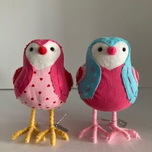 Target Spritz Featherly Friends Birds Rosie George Set of 2 Valentine's Day 2017